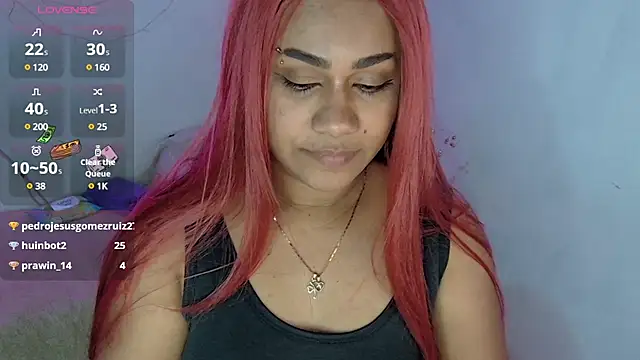 Snapshot of kiarybell__ chatting on 01.26.25 kiarybell online show from 01.26.25