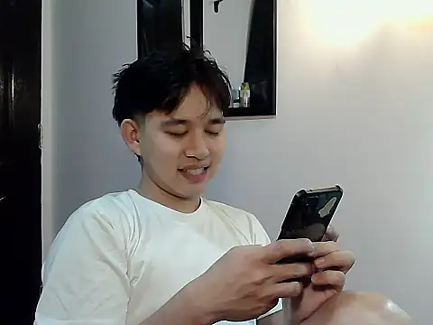 alfonsoasiancutie online show from 12.18.25