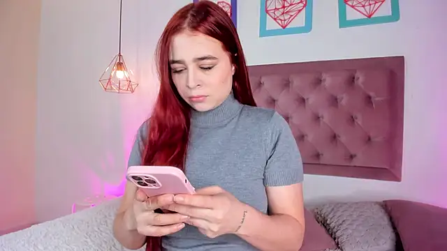 Marie Castelzc online show from 03.08.25