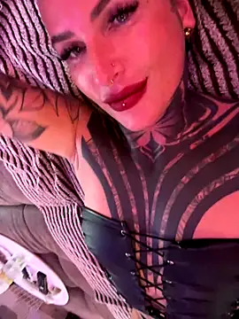 InkedBiitch online show from 09.14.25