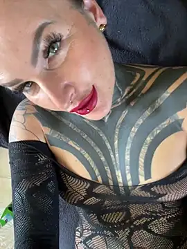 InkedBiitch online show from 04.23.26