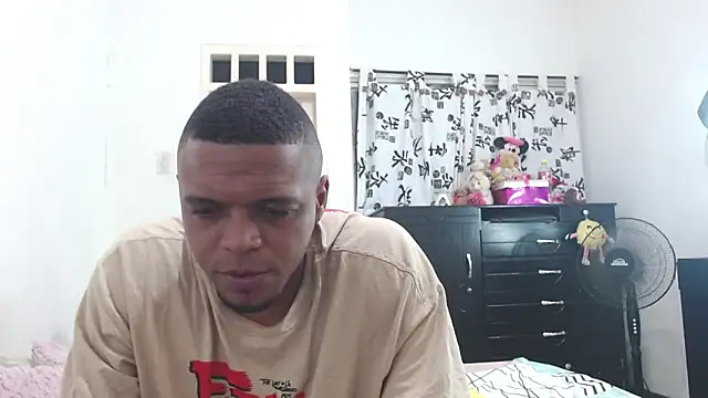 hot and naughty latin online show from 03.06.25