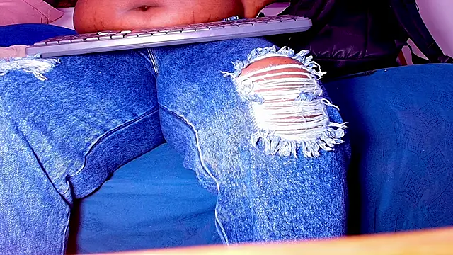  ebony-queen  online show from 09.26.25