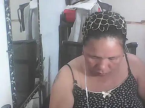 hotwet mama4uxx online show from 02.10.26