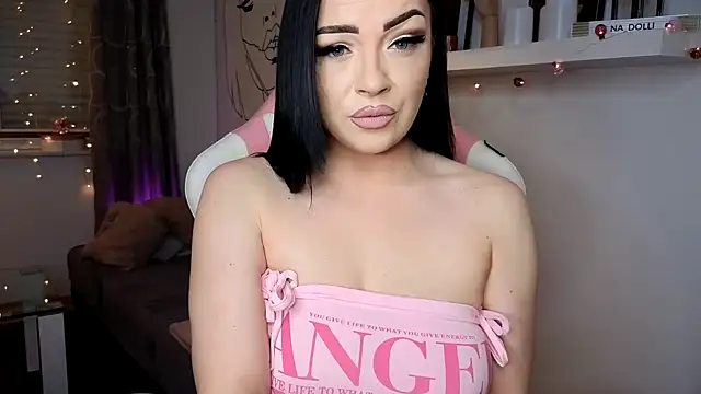 na dolli online show from 01.05.25