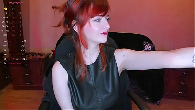 Mary Yolo online show from 12.07.24