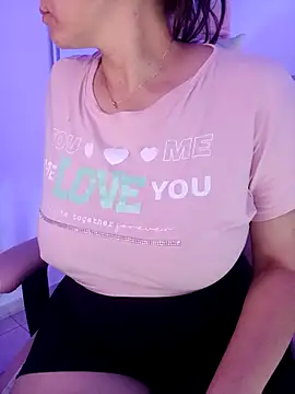 Snapshot of MariaPau_83 chatting on 02.22.25 MariaPau 83 online show from 02.22.25