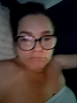 Snapshot of MariaPau_83 chatting on 10.06.25 MariaPau 83 online show from 10.06.25