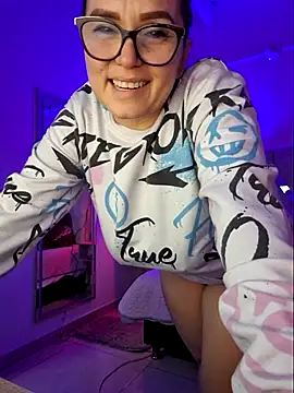 Snapshot of MariaPau_83 chatting on 03.19.26 MariaPau 83 online show from 03.19.26