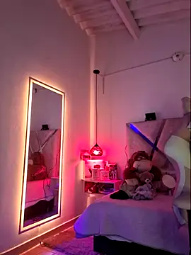 Snapshot of MariaPau_83 chatting on 04.09.26 MariaPau 83 online show from 04.09.26