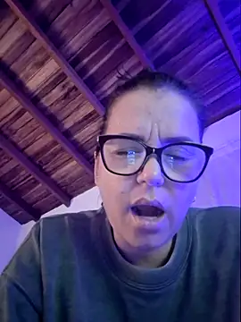 Snapshot of MariaPau_83 chatting on 05.09.26 MariaPau 83 online show from 05.09.26