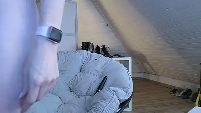 Snapshot of Sabdeluxe chatting on 12.05.25 Sabdeluxe online show from 12.05.25