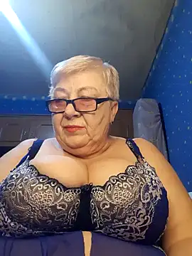 Snapshot of Lena_Gaby chatting on 02.08.25 Lena Gaby online show from 02.08.25