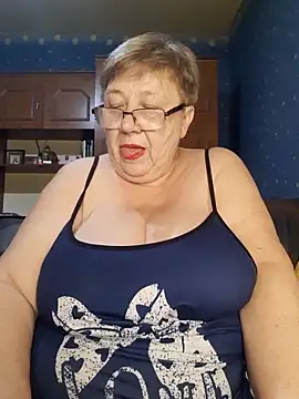 Snapshot of Lena_Gaby chatting on 11.08.25 Lena Gaby online show from 11.08.25