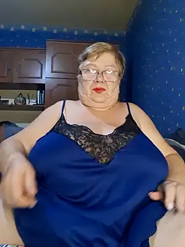 Snapshot of Lena_Gaby chatting on 12.01.25 Lena Gaby online show from 12.01.25