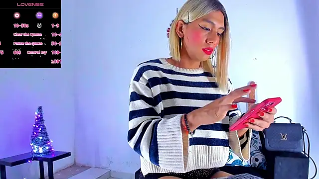 Snapshot of BritannyLord chatting on 02.08.25 BritannyLord online show from 02.08.25