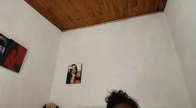 Snapshot of godessQQQ chatting on 03.17.25 godessQQQ online show from 03.17.25