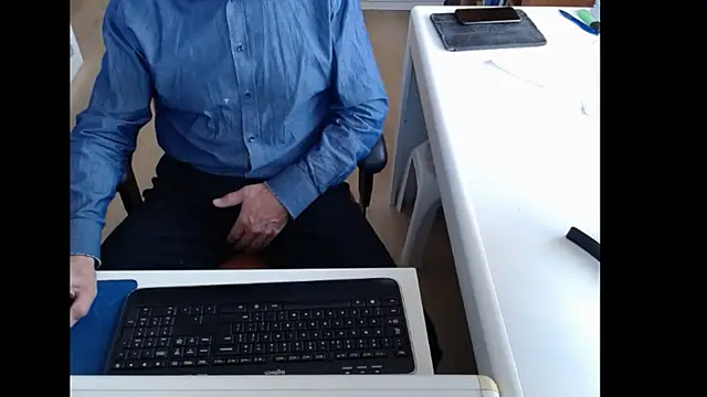 Snapshot of dutchpornking chatting on 11.07.25 dutchpornking online show from 11.07.25