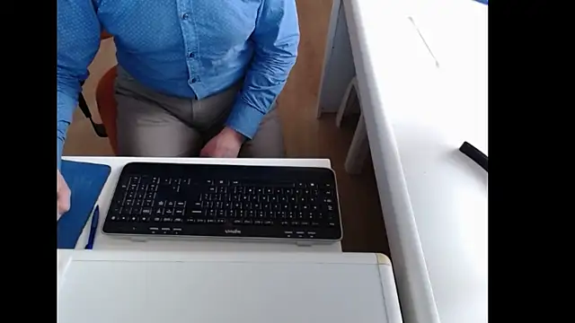 Snapshot of dutchpornking chatting on 11.29.25 dutchpornking online show from 11.29.25