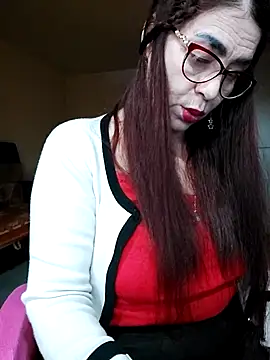 Chriss Tinaa online show from 03.01.25