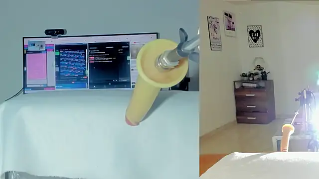 Snapshot of sofi_velez chatting on 02.19.26 sofi velez online show from 02.19.26