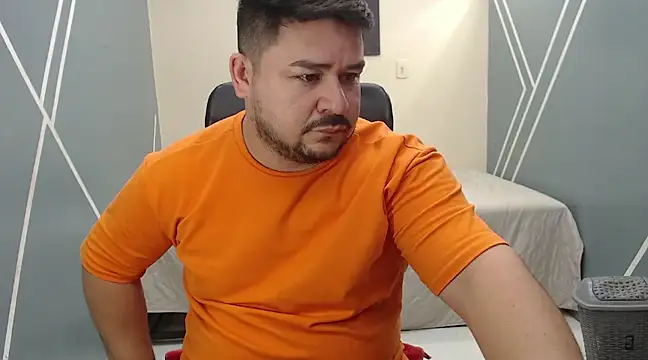 Snapshot of oso_dirty_ chatting on 02.28.25 oso dirty online show from 02.28.25