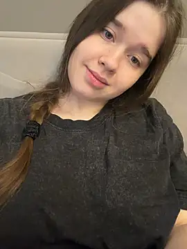 HornyGirlH online show from 06.27.26