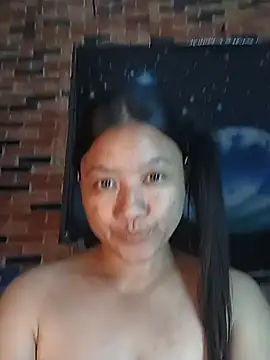 Snapshot of Urchanel chatting on 02.28.26 Urchanel online show from 02.28.26