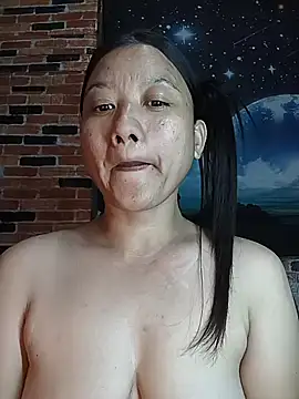 Snapshot of Urchanel chatting on 03.01.26 Urchanel online show from 03.01.26