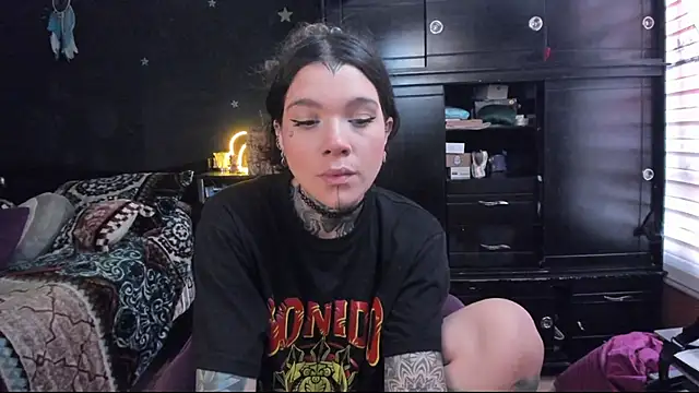 Lilmarieee online show from 03.04.25