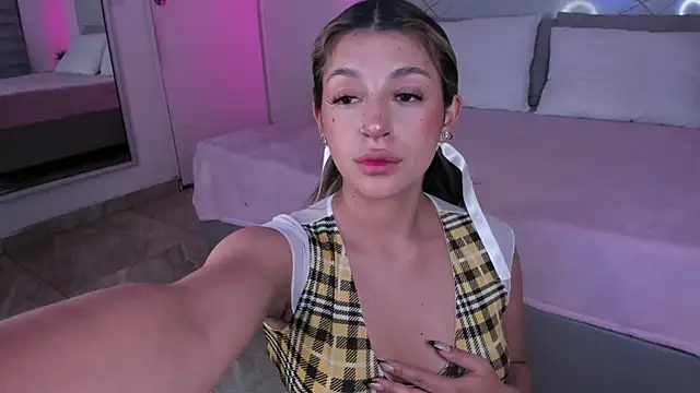 Snapshot of AMMY-CAMM chatting on 01.11.25 AMMY-CAMM online show from 01.11.25