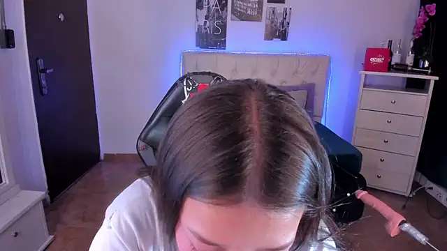 Amaia Daniells online show from 01.11.25