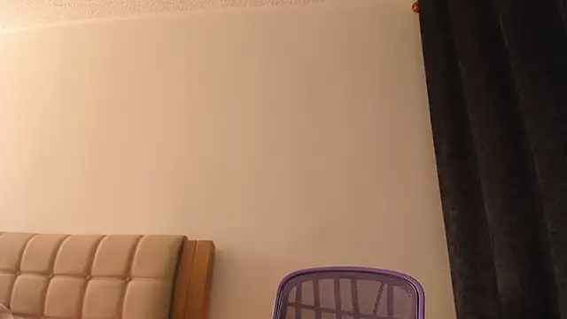 Ash milk online show from 01.08.25