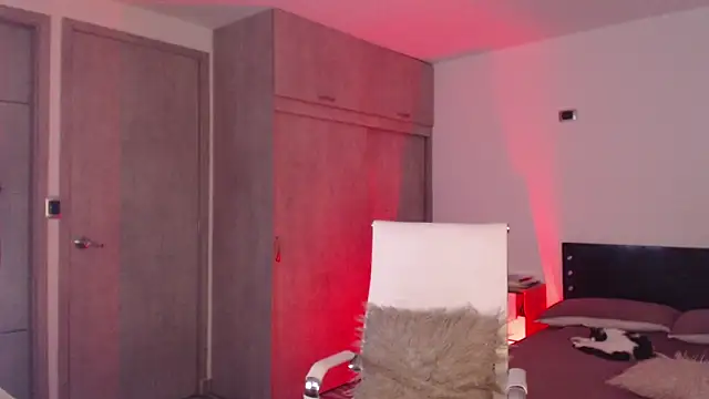 Snapshot of Brown_skin11 chatting on 01.29.25 Brown skin11 online show from 01.29.25