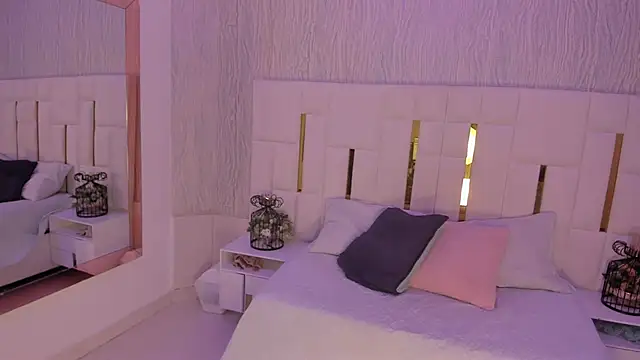 Meghan stonne  online show from 11.14.25