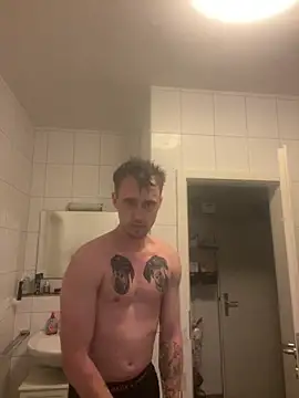 Snapshot of TheJerkingGuy chatting on 03.19.26 TheJerkingGuy online show from 03.19.26