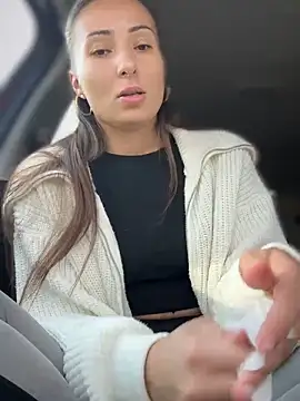 YOUR-KARINA online show from 02.20.25