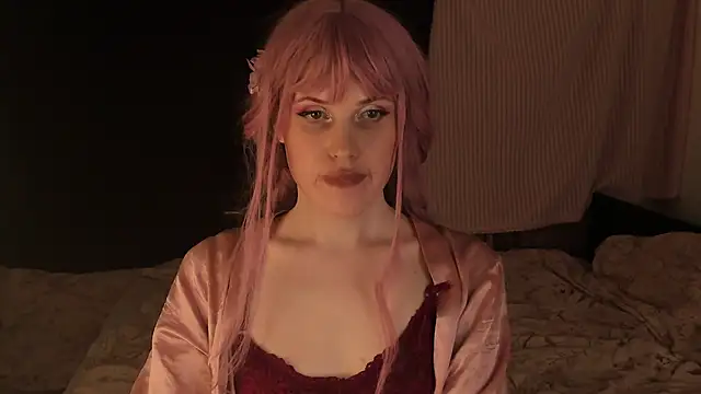 EffieMinki online show from 12.17.24