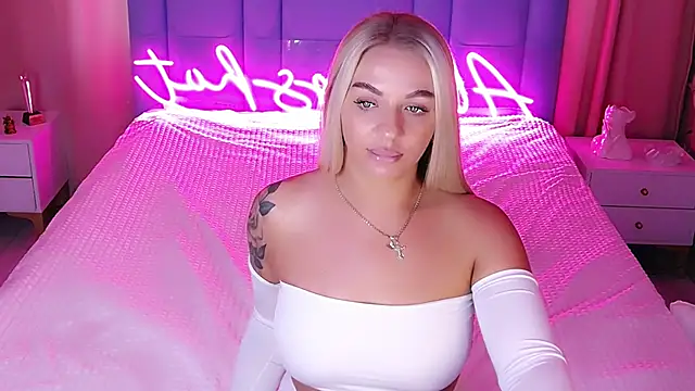 AllwaysHotJ online show from 10.28.25