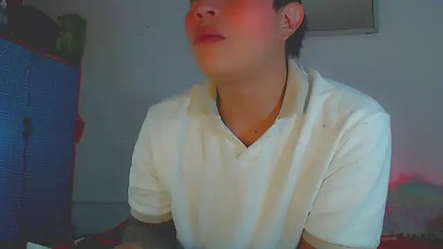 Snapshot of BombonRose1 chatting on 10.29.25 BombonRose1 online show from 10.29.25