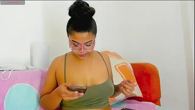 moana taylor online show from 05.30.26