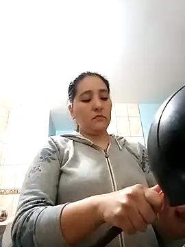 Gatubela212 online show from 10.03.25