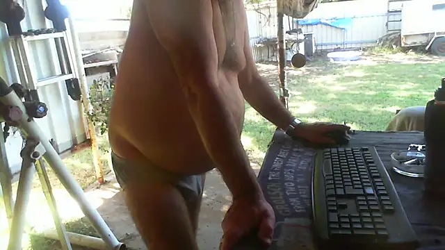 herbie010666 online show from 04.21.26