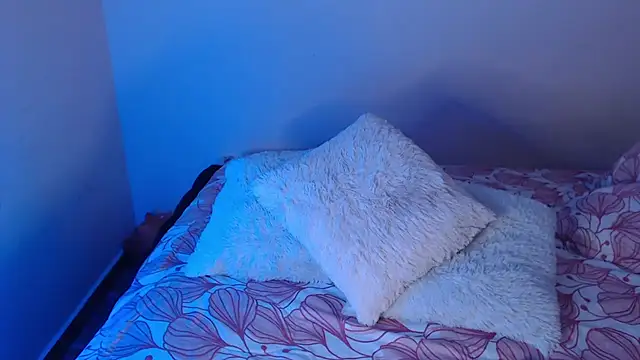 kim perri online show from 02.25.25