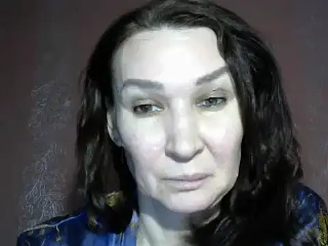 PrettyAndWild online show from 12.19.24