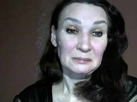 PrettyAndWild online show from 03.06.25