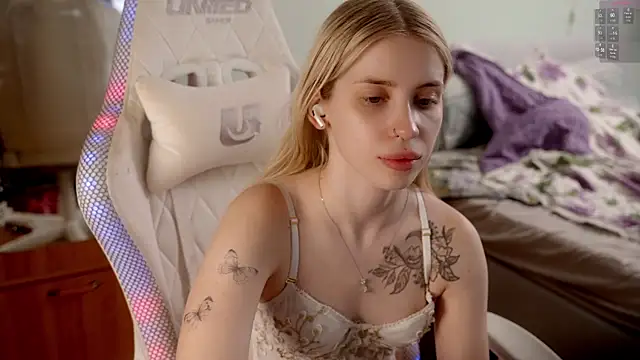 ho1yho1e online show from 04.14.26