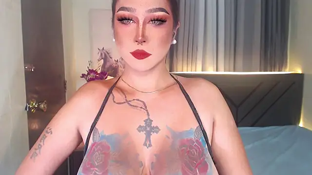 Snapshot of Transdomts4u chatting on 10.01.25 Transdomts4u online show from 10.01.25