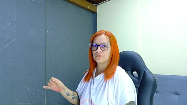 Britney taylor  online show from 03.17.26