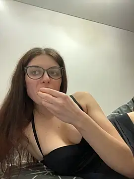 little belucci online show from 01.08.25